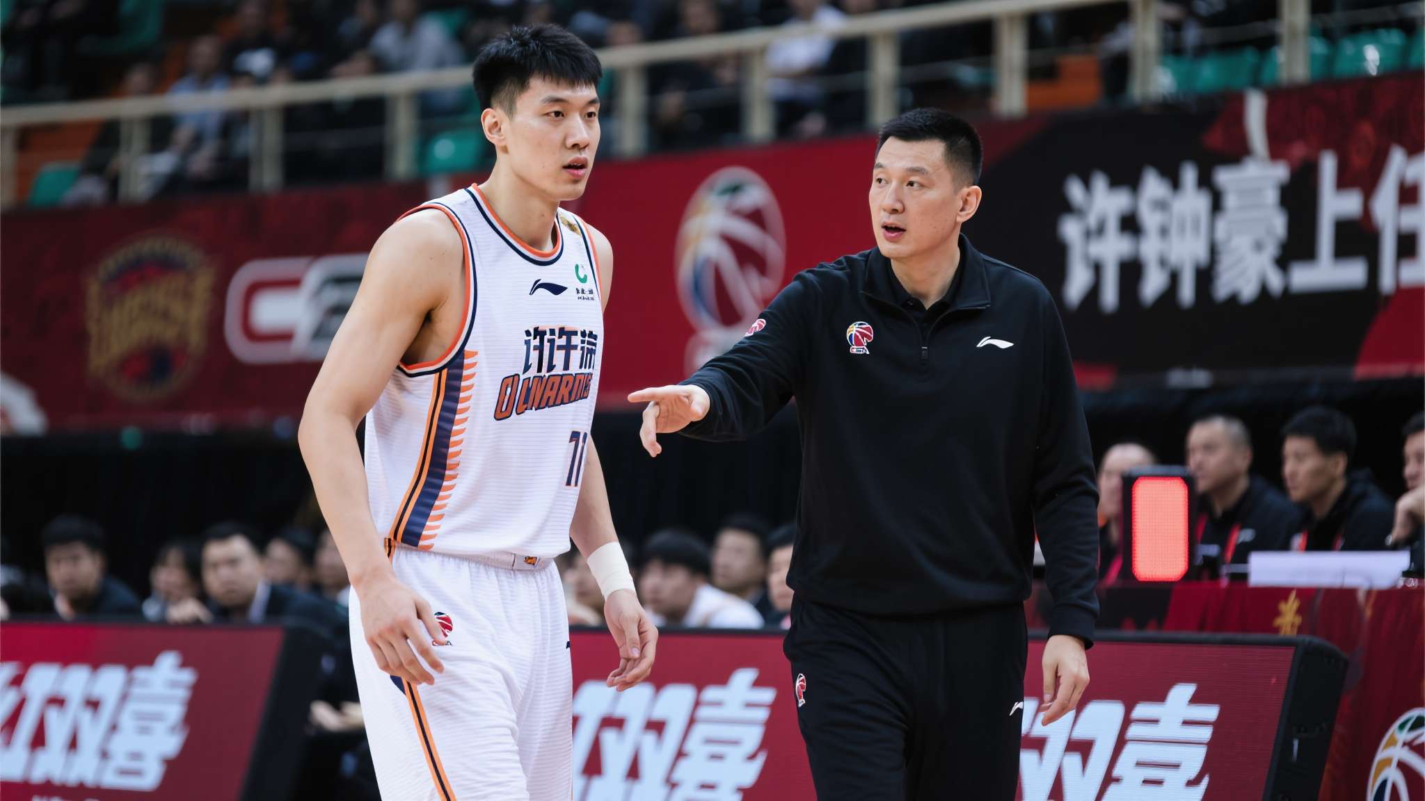 恭喜,许钟豪上任豪门,担任主教练,曾帮广厦夺冠,被称CBA恶人 恭喜,许钟豪上任豪门,担任主教练,曾帮广厦夺冠,被称CBA恶人